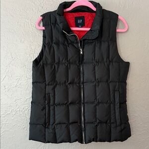 GAP Women's Black Quilted Vest